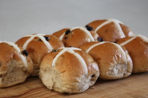 Hot cross buns. Photo: Jan Smith; flickr.com/26085795@N02/